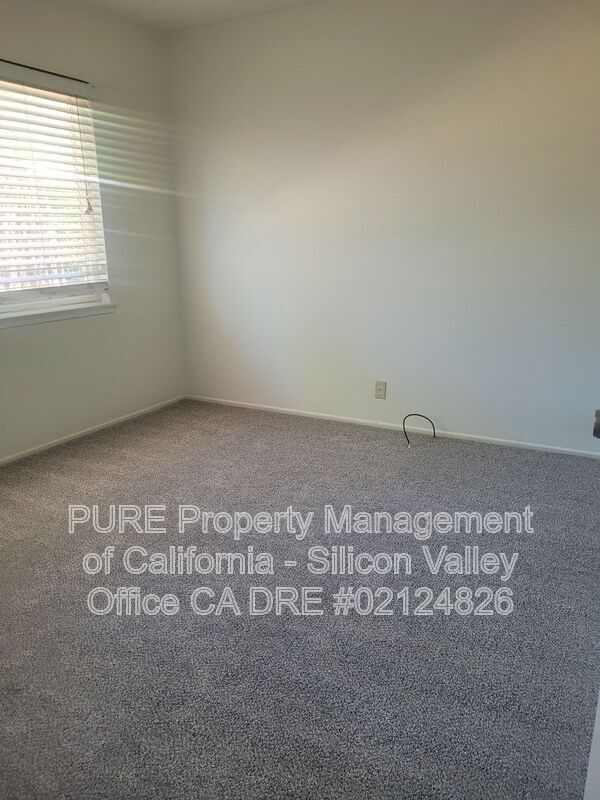 Building Photo - 4860 Clydelle Ave