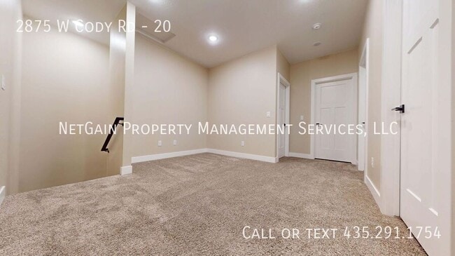 Building Photo - 2875 W Cody Dr