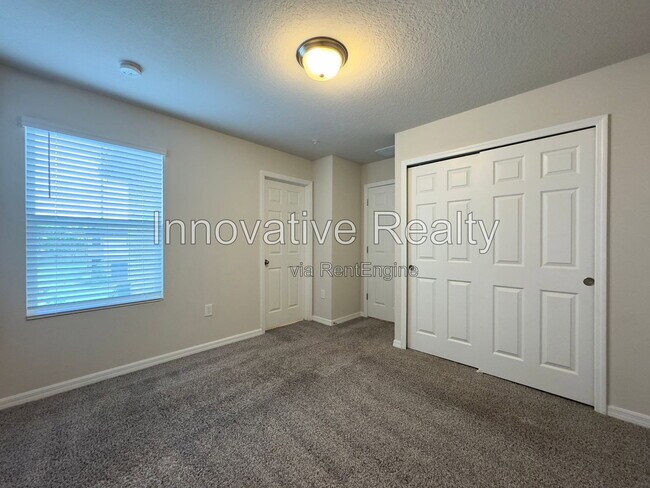 Building Photo - 2484 Sweet Viburnum Wy