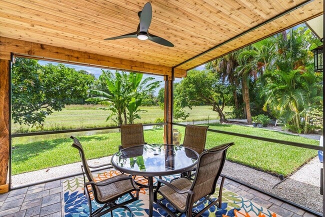 Building Photo - 12466 Quercus Ln