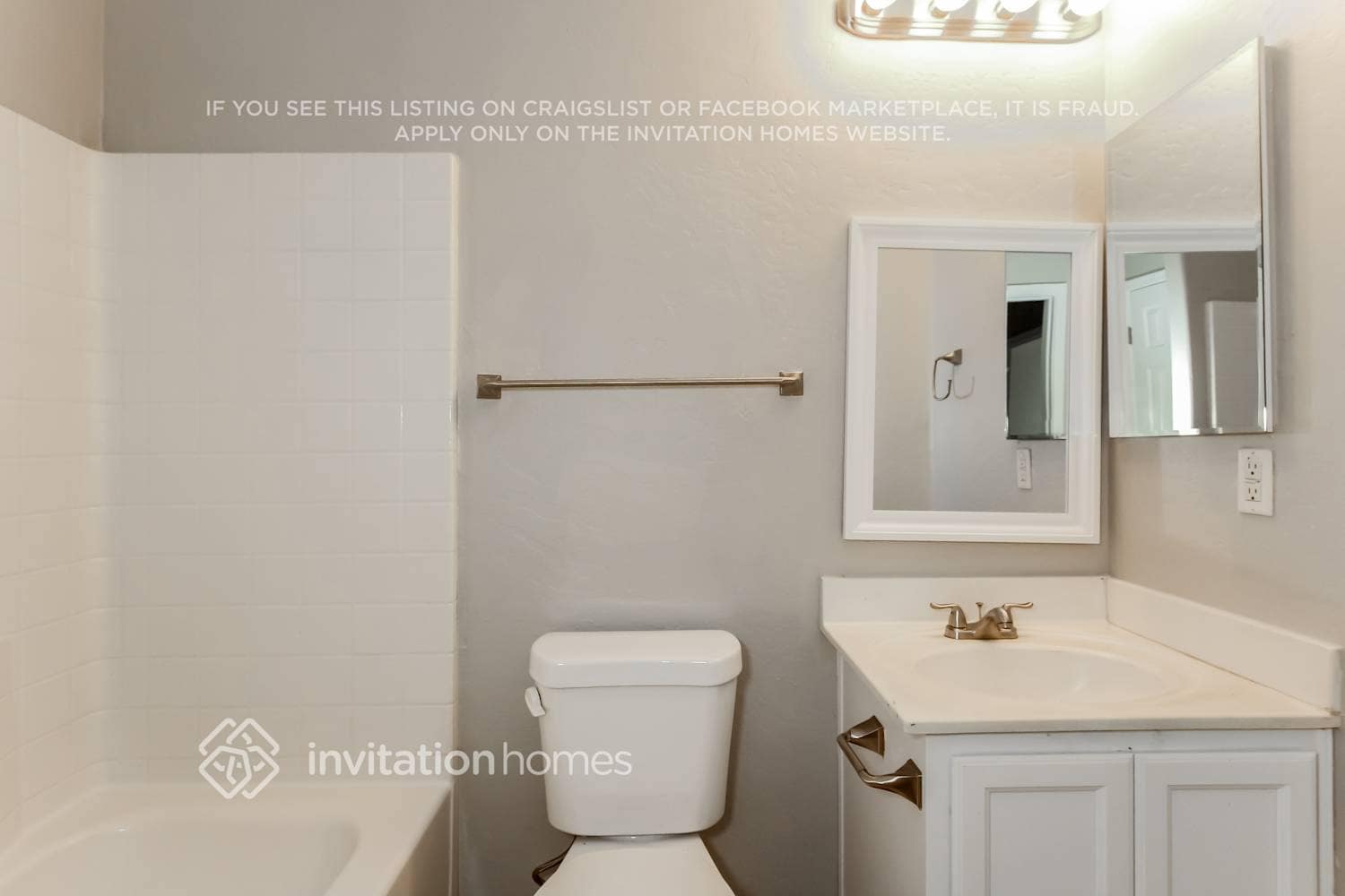 Building Photo - 6826 W Palo Verde Dr