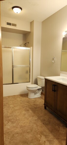 Building Photo - 2874 Triple Crown Ln