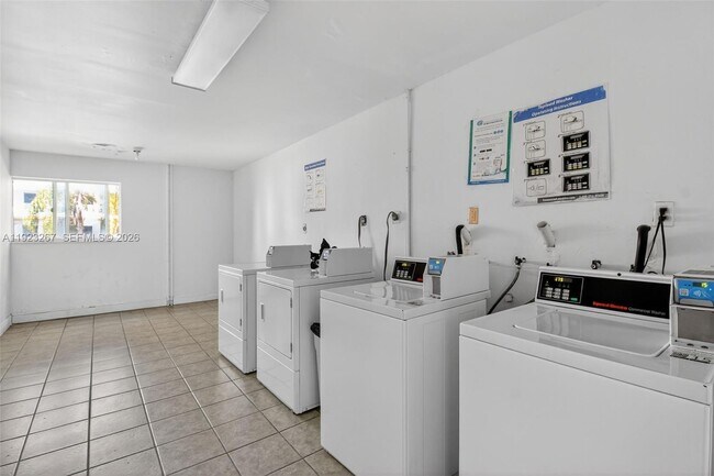 Building Photo - 11309 SW 200th St