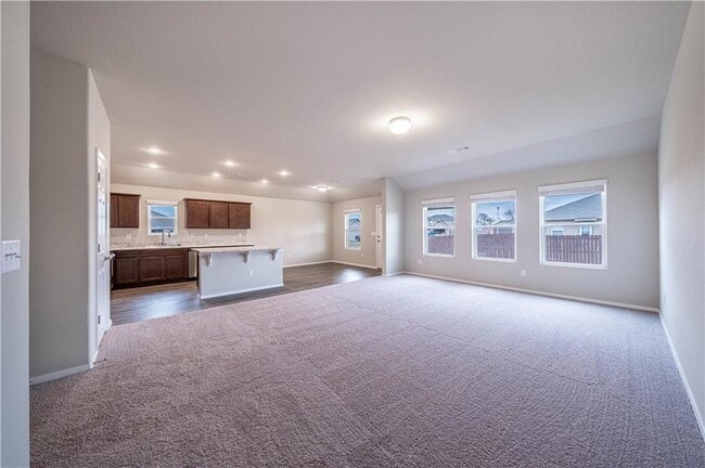 Building Photo - 820 Braidburn Rd