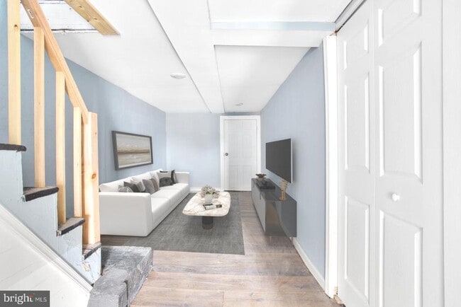 Building Photo - 2212 W Fayette St