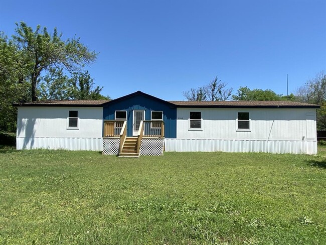 Primary Photo - 2740 Citation Dr