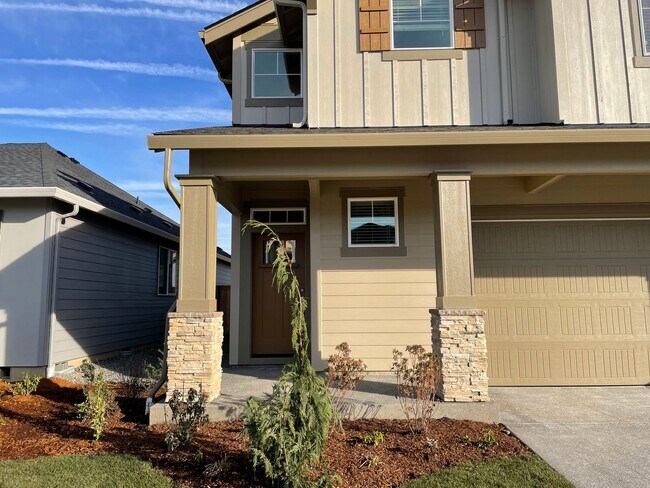 Building Photo - NEWER 4 Bed 2.5 Bath Home! Located near the Ridgefield Outdoor Recreation Center, equestrian faci...