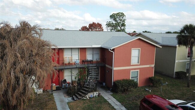 Building Photo - 1817 Caralee Blvd