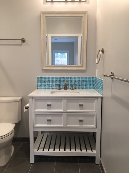 Bathroom - 1285 El Camino Real