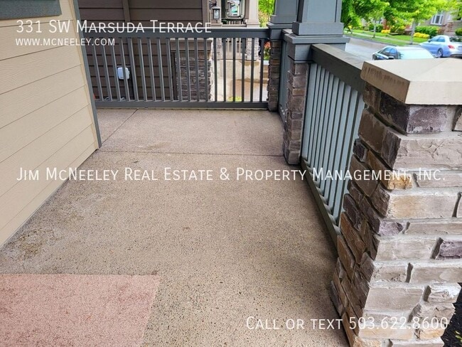 Building Photo - 331 SW Marsuda Terrace