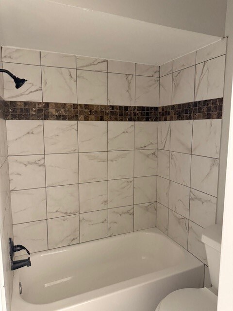 Building Photo - 6014 Lattimer Dr