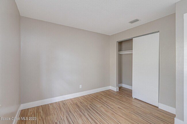 Building Photo - 5711 Margo Ct