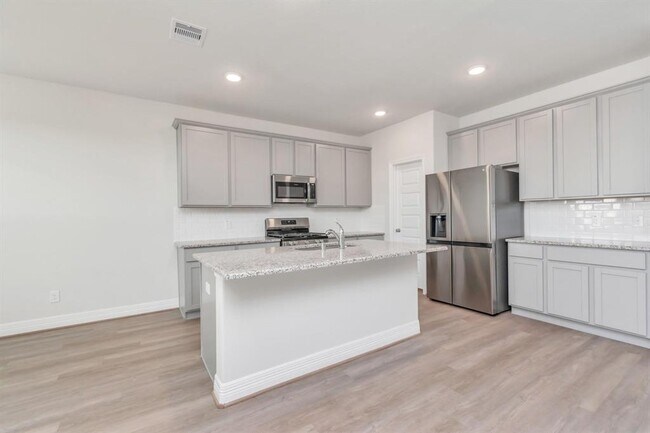 Building Photo - 21267 Catalina Palm Dr