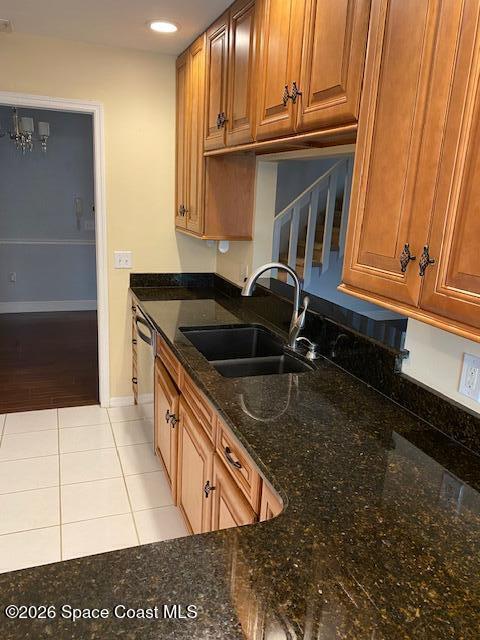 Building Photo - 9045 South Dr