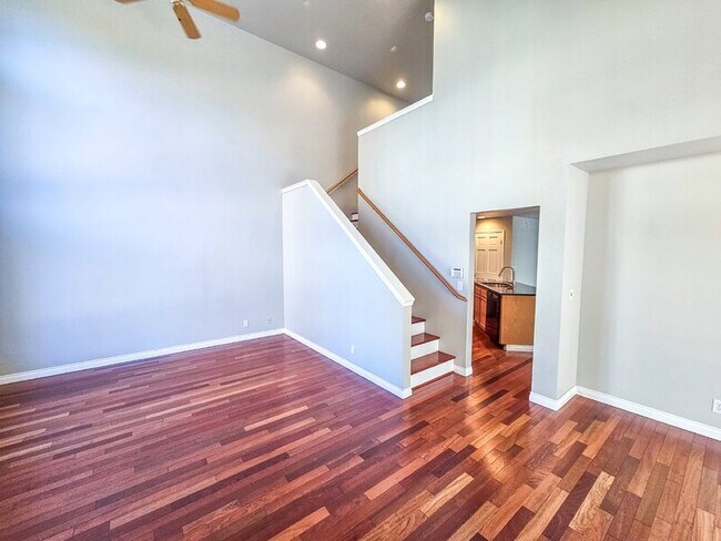 Building Photo - 25715 SE 36th Pl