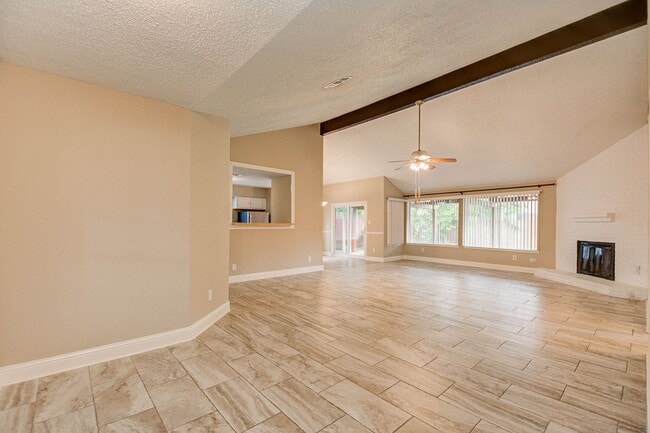 Building Photo - Spacious one story home on a corner lot!