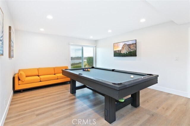 Building Photo - 303 Esperanza
