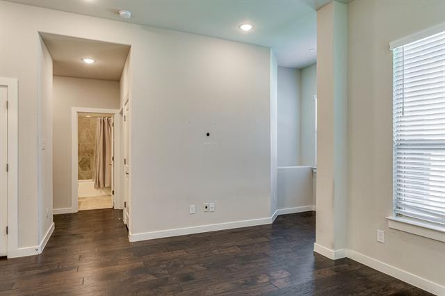 Building Photo - 1237 Pebblebrook Dr