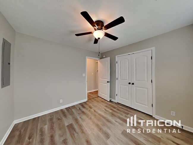 Building Photo - 2945 Lily Way