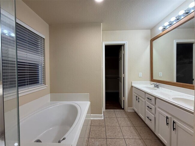 Building Photo - 8538 Ruby River Ln