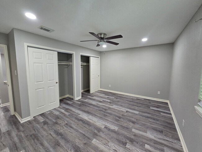Building Photo - 205 Winter Park