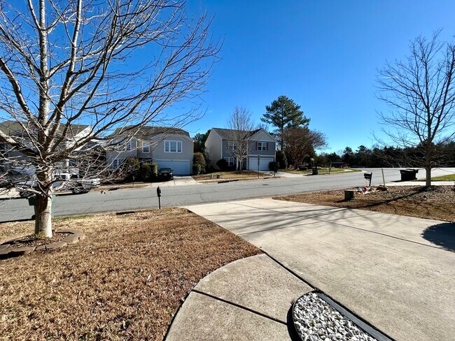 Building Photo - 3987 Tallowtree Ln