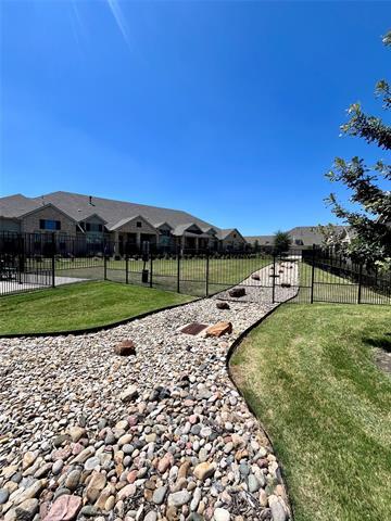 Building Photo - 2621 Chablis Dr