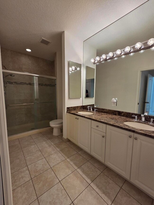 Building Photo - 4365 Colony View Dr