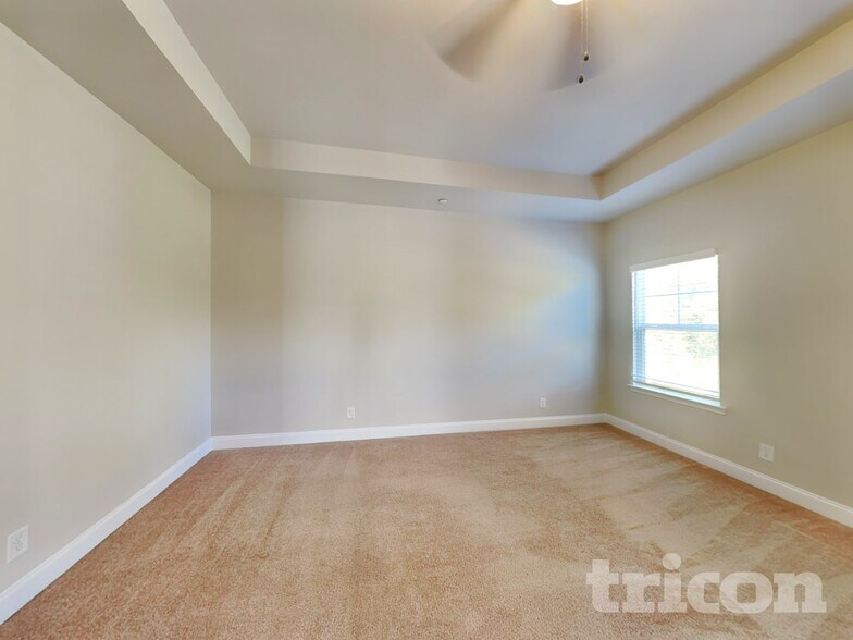 Building Photo - 949 Shy Ln