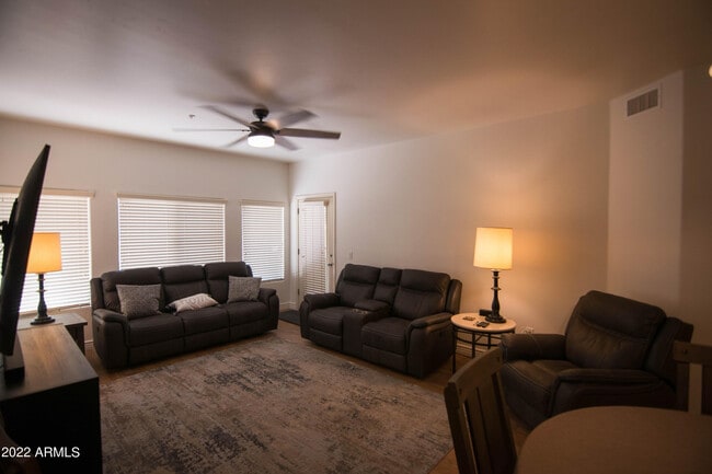 Building Photo - 5350 E Deer Valley Dr