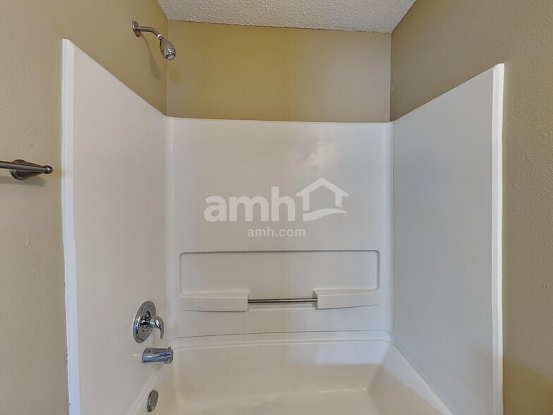 Building Photo - 7582 Royal Fern Ln