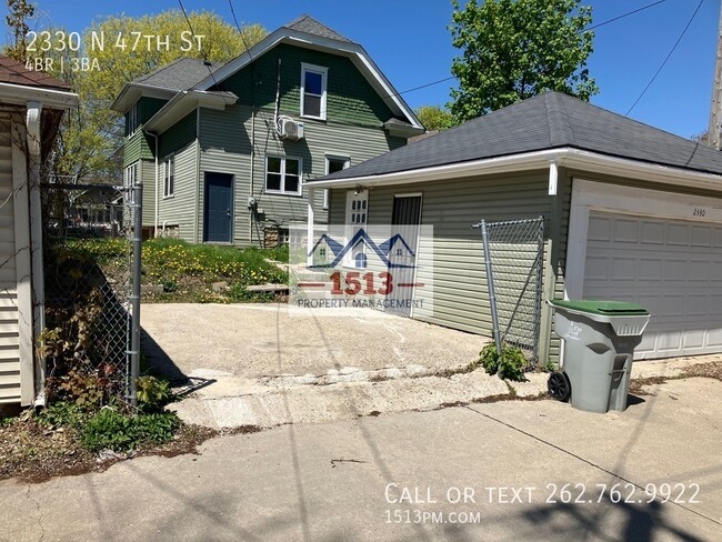Building Photo - 2330 N 47th St