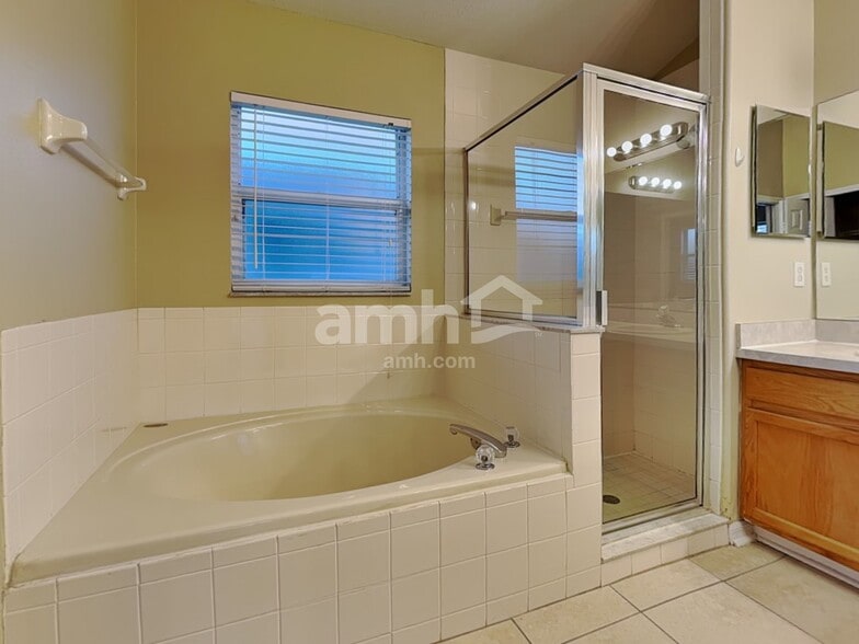 Building Photo - 100 Fieldstream North Blvd