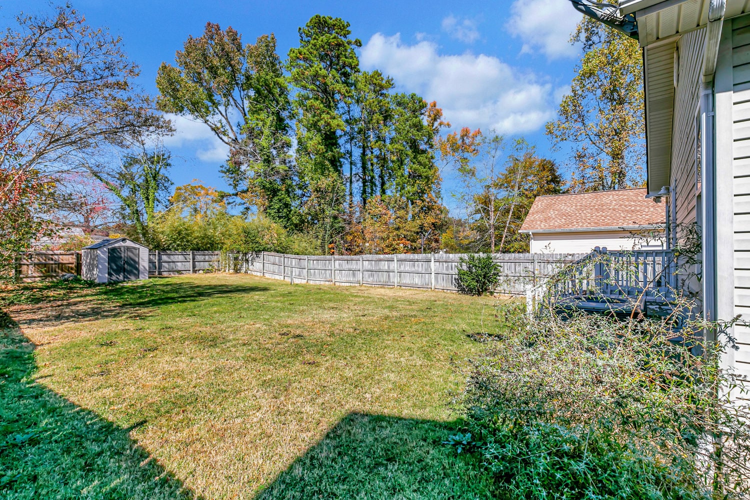 Building Photo - 1549 Cora Dr