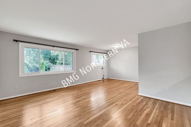 Building Photo - 8316 Carnegie Dr