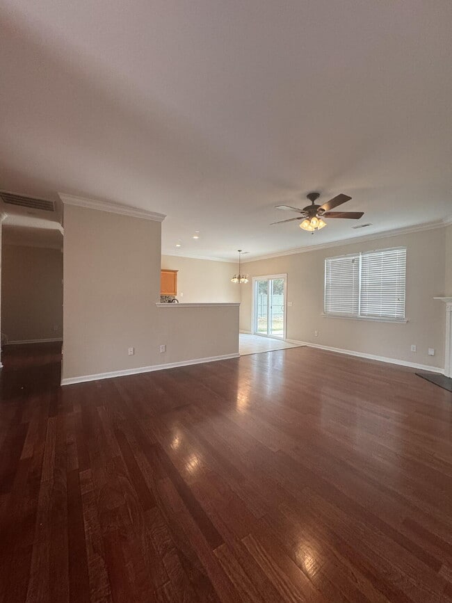 Building Photo - Spacious 4-Bed, 2.5-Bath Home in Mauldin –...