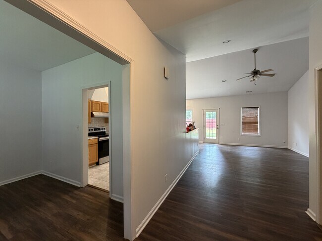 Building Photo - 2501 Burkholder Rd