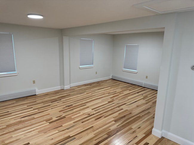 Building Photo - 251 Main St