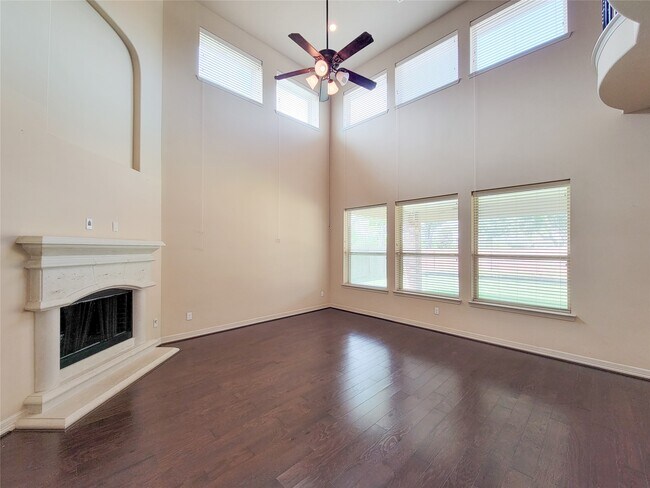 Building Photo - 2210 Pearl Bay Ct