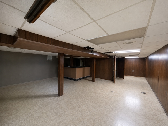 Building Photo - 31846 Regal Dr