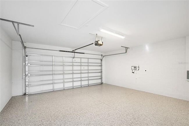 Building Photo - 406 N Westland Ave