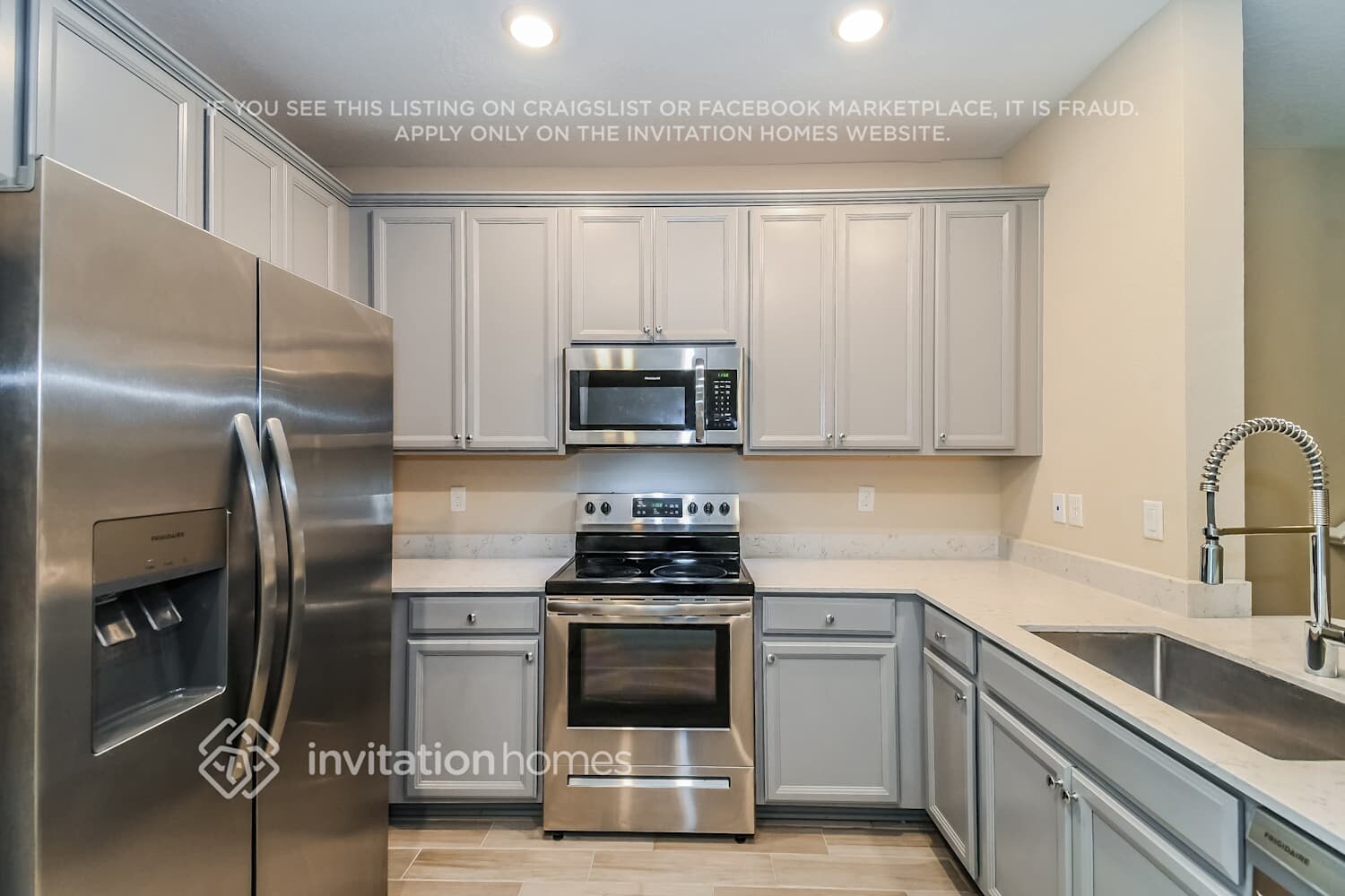 Building Photo - 13272 Shore Grass Dr