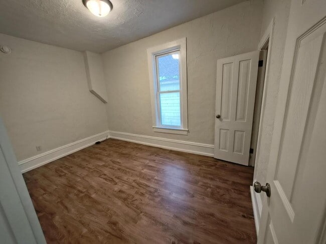 Building Photo - 1114 Cumming Ave