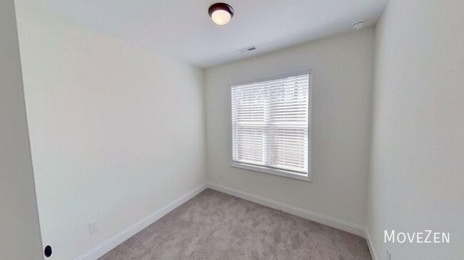 Building Photo - 155 Calluna Dr