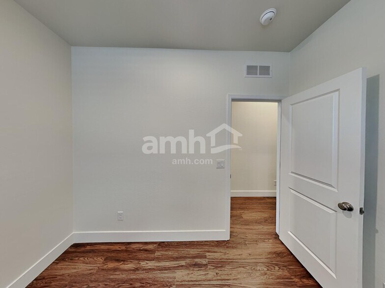 Building Photo - 21510 S 231st Way