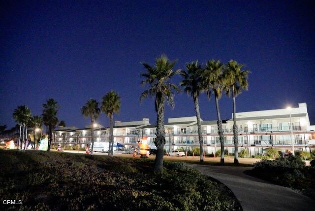 Building Photo - 657 Ocean View Dr