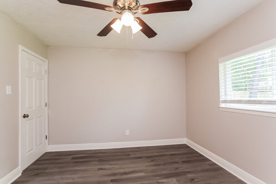 Building Photo - 4515 Quailgate Dr