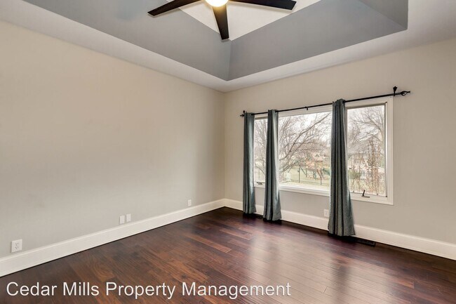 Building Photo - 6 br, 3.5 bath House - 8407 E. Champions Ct.
