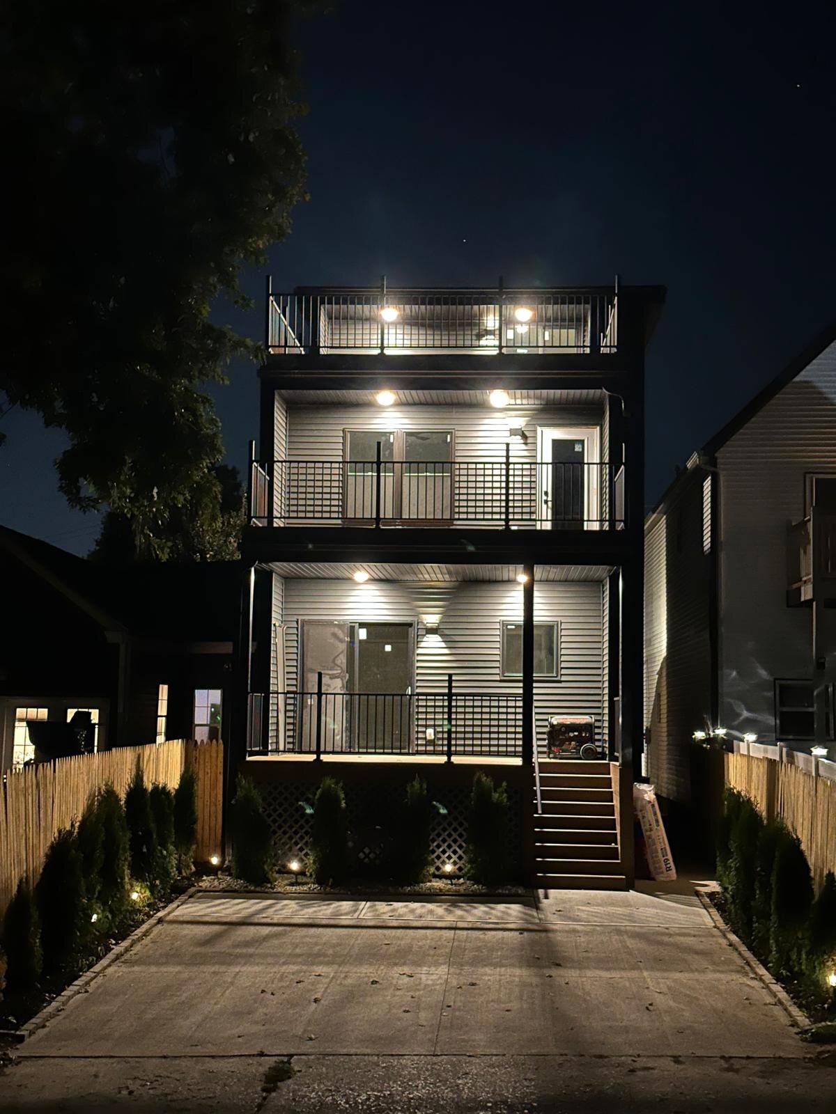 Building Photo - 112 Ward Ave