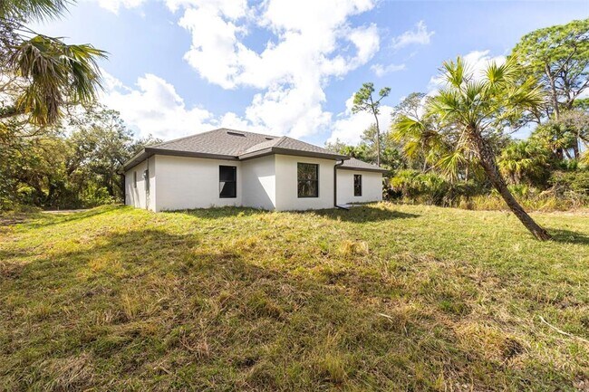 Building Photo - 20412 Elrose Ave